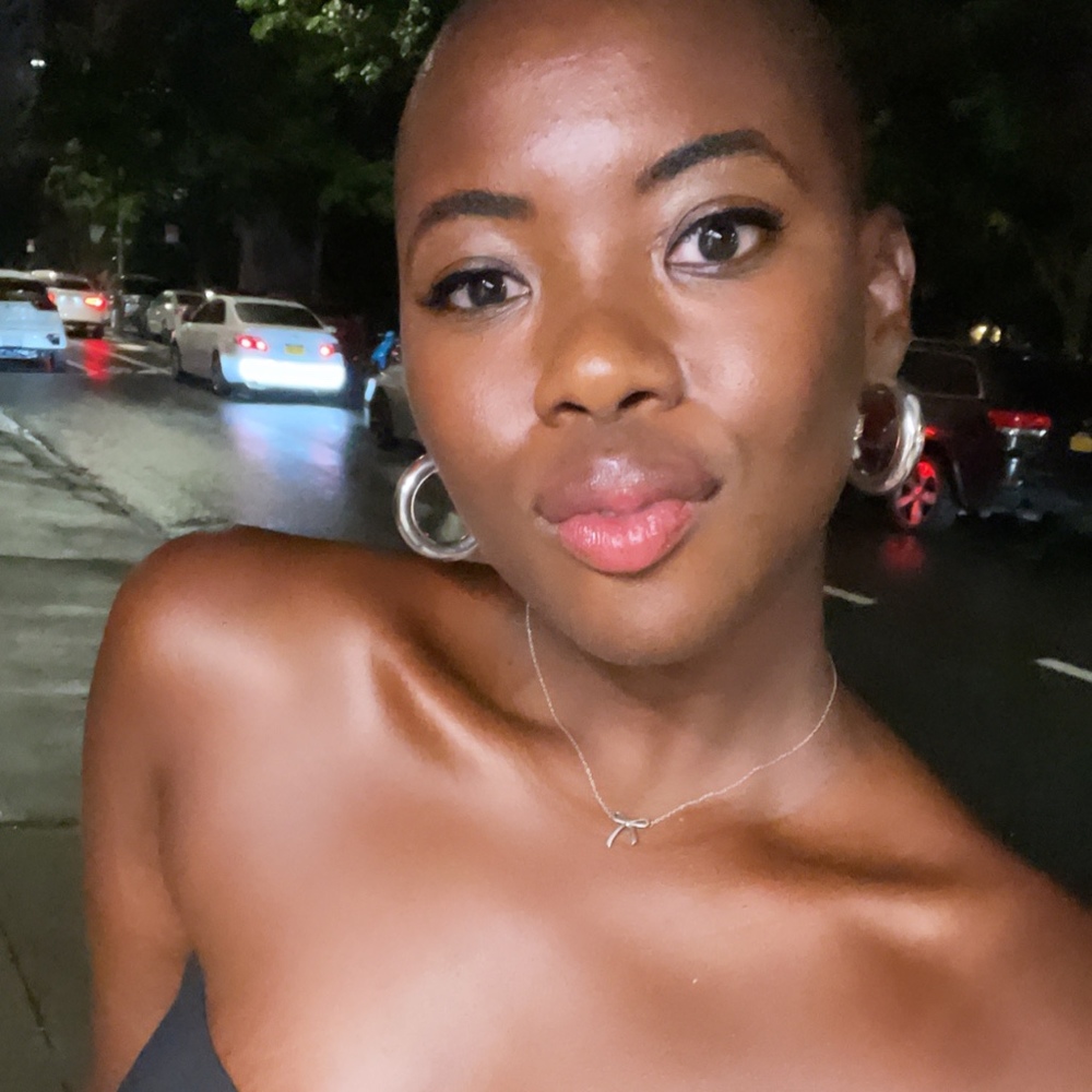 Meet your Posher, Genie